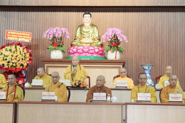 Trưởng lão Hòa thượng Thích Thiện Nhơn ban đạo từ Trưởng lão Hòa thượng Thích Thiện Nhơn ban đạo từ