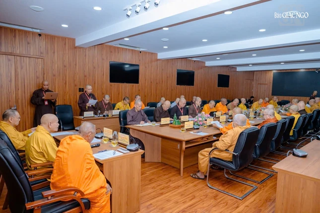 Buổi họp của Ban Thường trực Hội đồng Trị sự phía Nam thảo luận về nhân sự Ban Trị sự GHPGVN tỉnh, thành phố sau sáp nhập