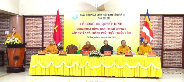 Chư tôn đức chứng minh, tham dự