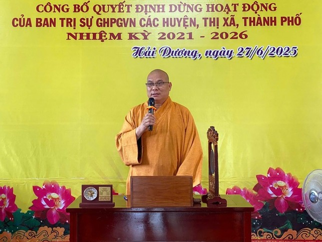 Thượng tọa Thích Thanh Vân, Trưởng ban Trị sự tỉnh phát biểu tại hội nghị Thượng tọa Thích Thanh Vân, Trưởng ban Trị sự tỉnh phát biểu tại hội nghị