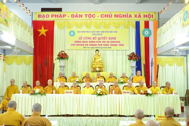 Chư tôn đức chứng minh, tham dự