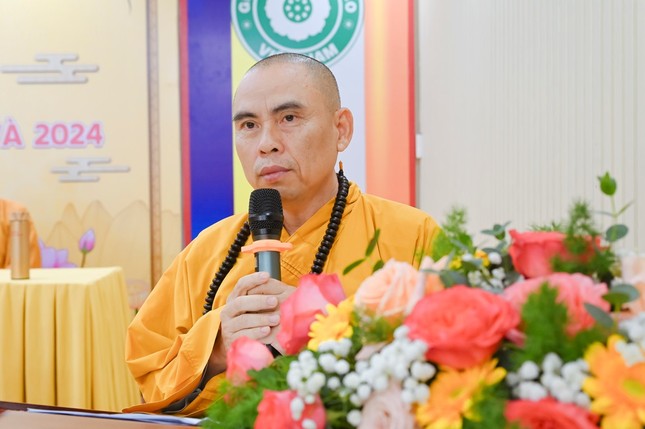 Thượng tọa Thích Nhuận Nghĩa phát biểu cảm tạ