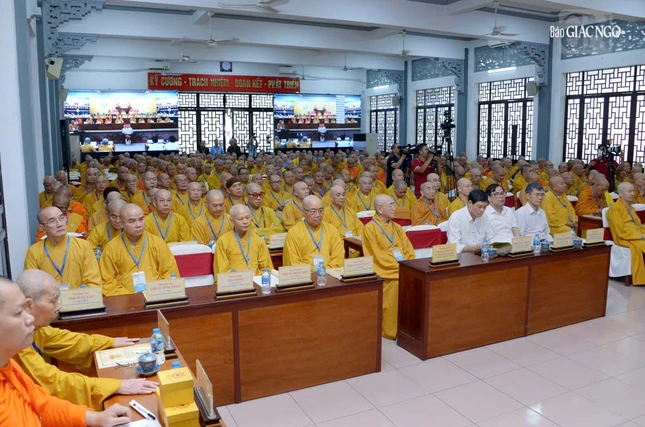 Quang cảnh hội nghị