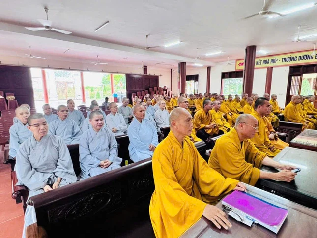 Quang cảnh hội nghị