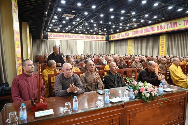 Chư tôn đức tham dự Chư tôn đức tham dự