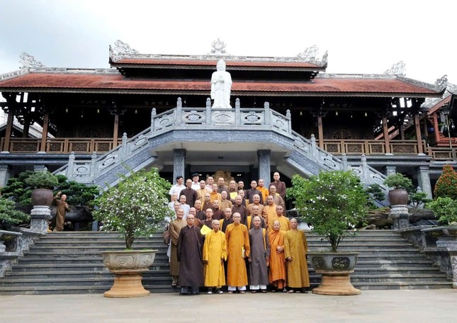 Chụp ảnh lưu niệm