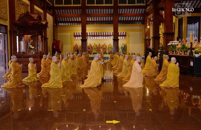 ... góp phần trang nghiêm Giáo hội