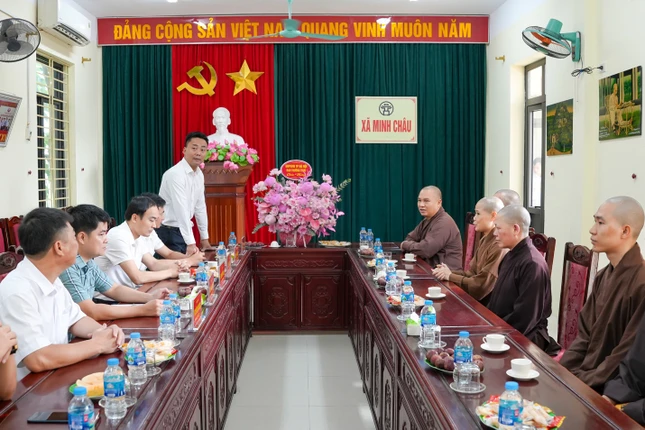 Lãnh đạo xã Minh Châu tiếp đoàn Ban Thường trực Ban Trị sự TP.Hà Nội Lãnh đạo xã Minh Châu tiếp đoàn Ban Thường trực Ban Trị sự TP.Hà Nội