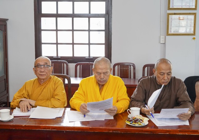 Chư tôn đức tham dự