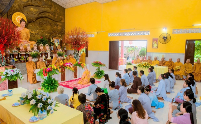 Quang cảnh buổi lễ Quang cảnh buổi lễ