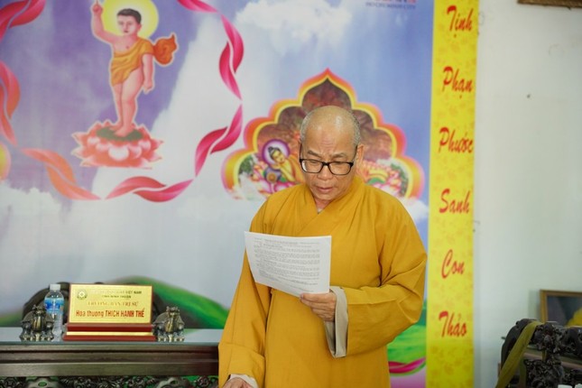 Thượng tọa Thích Hạnh Huệ phát biểu đúc kết Thượng tọa Thích Hạnh Huệ phát biểu đúc kết