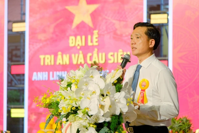 Ông Trần Minh Khoa phát biểu tại buổi lễ