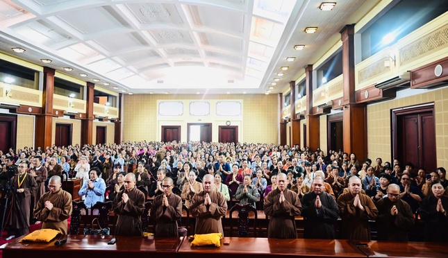 Tăng Ni sinh Học viện và Phật tử TP.Hải Phòng Tăng Ni sinh Học viện và Phật tử TP.Hải Phòng