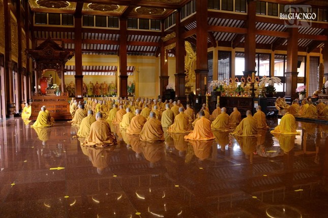 Kỳ Bố-tát chung của chư Tăng TP.HCM tại Việt Nam Quốc Tự Kỳ Bố-tát chung của chư Tăng TP.HCM tại Việt Nam Quốc Tự