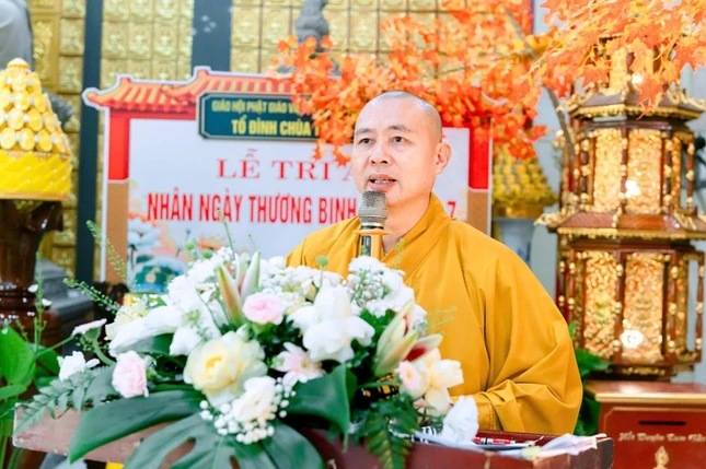 Thượng tọa Thích Tâm Đức phát biểu