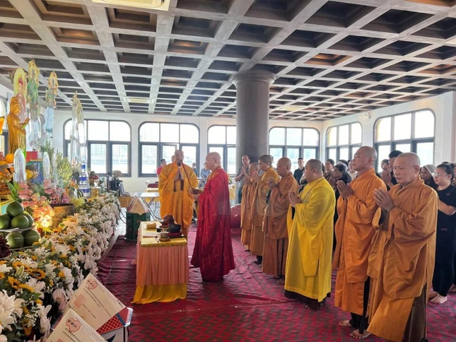 Lễ cầu siêu, tưởng niệm 39 nạn nhân bị thiệt mạng trên vịnh Hạ Long vào chiều ngày 19-7