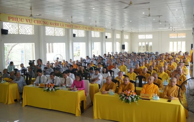 Quang cảnh hội nghị