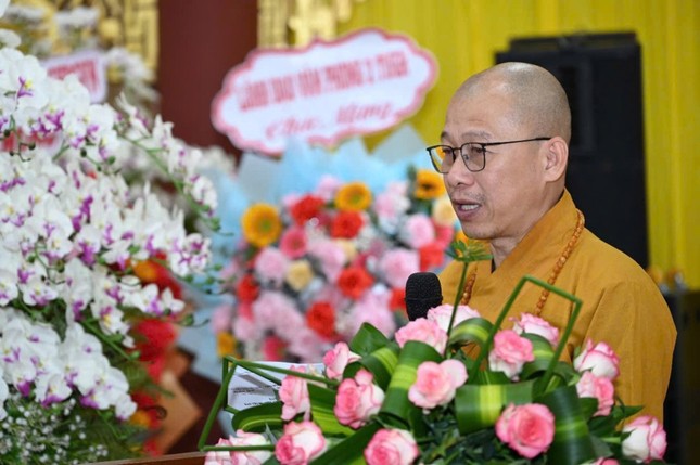 Thượng tọa Thích Minh Nhẫn công bố quyết định