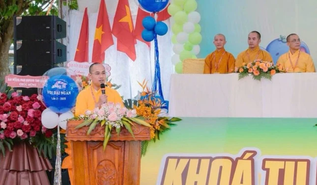 Đại đức Thích Hải Nguyện, Trưởng ban Tổ chức khóa tu phát biểu khai mạc