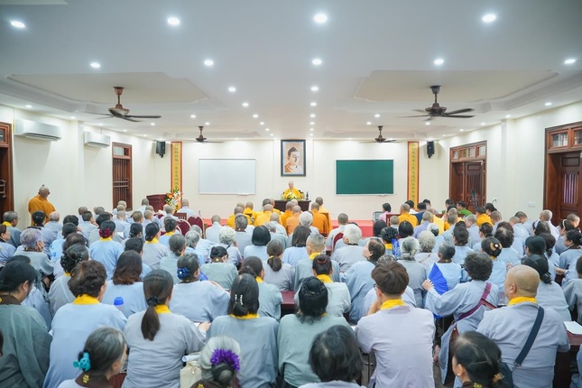 Quang cảnh buổi chia sẻ