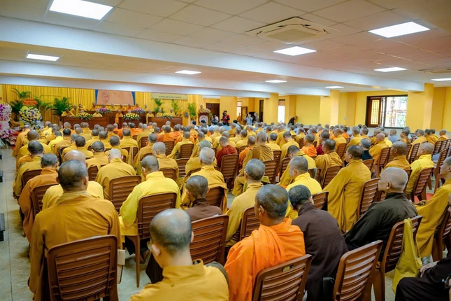 Quang cảnh hội nghị