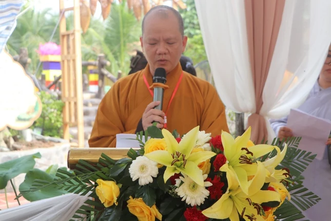 Đại đức Thích Giác Minh, Phó ban Tổ chức báo cáo công tác tổ chức Đại đức Thích Giác Minh, Phó ban Tổ chức báo cáo công tác tổ chức