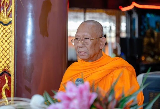Hòa thượng Thạch Sok Xane phát biểu khai mạc