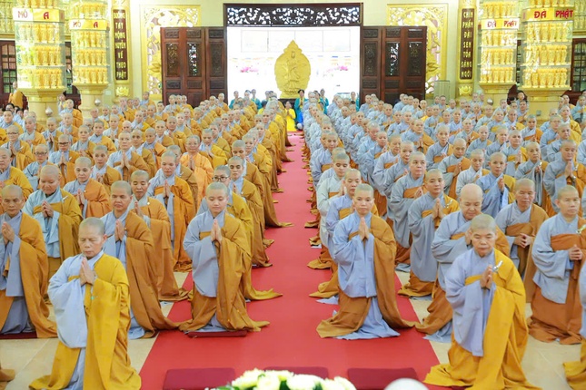 Chư hành gia Ni chùa Long Vân, tỉnh Đồng Nai