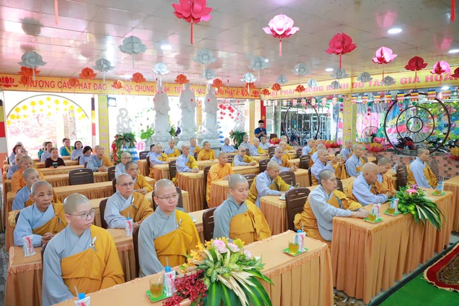 Chư hành giả chùa Pháp Huệ