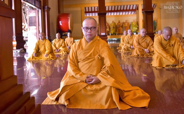 Trong mùa An cư kiết hạ, Phật giáo TP.HCM tổ chức Bố-tát mỗi tháng 2 kỳ