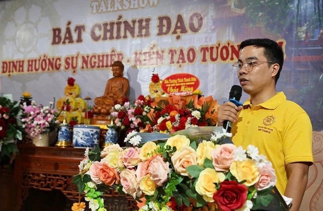 Phật tử Phúc Đức, Chủ nhiệm Câu lạc bộ Thanh thiếu niên Phật tử chùa Quán Sứ phát biểu khai mạc