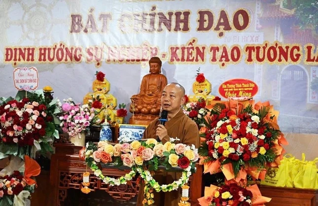 Thượng tọa Thích Thanh Huân ban đạo từ