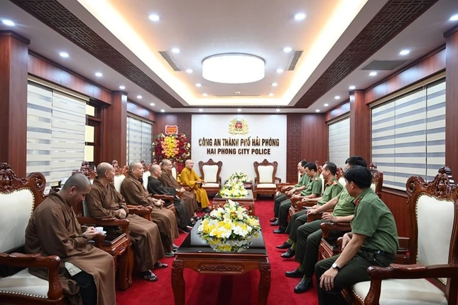 Quang cảnh buổi gặp gỡ