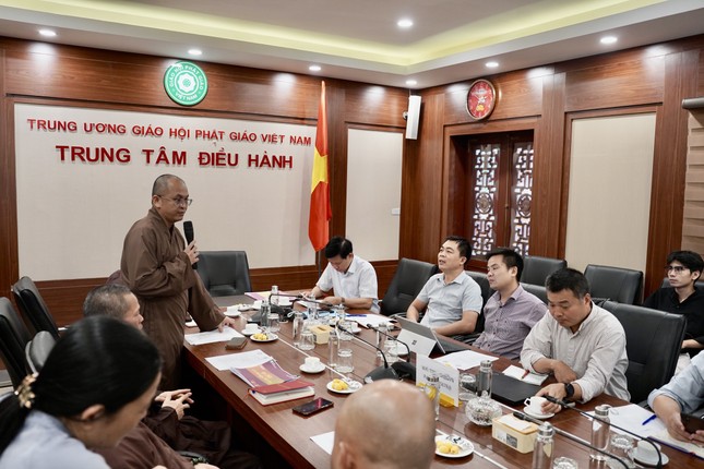 Đại đức Thích Nguyên Chính phát biểu