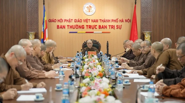 Quang cảnh buổi họp