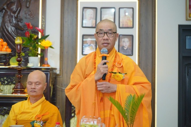 Thượng tọa Thích Quảng Lộc đạo từ