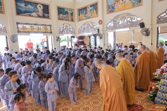 Thực tập xá chào