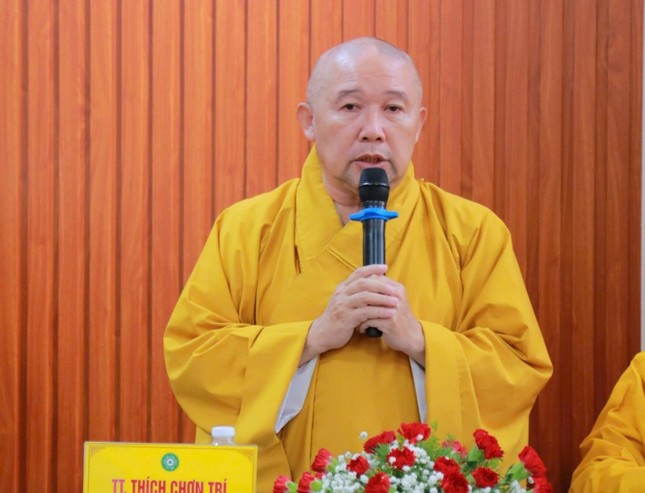 Thượng tọa Thích Chơn Trí đã trình bày một số phương thức hoạt động Thượng tọa Thích Chơn Trí đã trình bày một số phương thức hoạt động