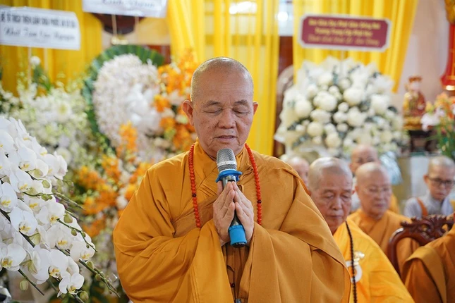 Hòa thượng Thích Minh Thiện có lời ai điếu tưởng niệm Hòa thượng Thích Huệ Tâm Hòa thượng Thích Minh Thiện có lời ai điếu tưởng niệm Hòa thượng Thích Huệ Tâm