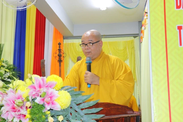 Thượng tọa Thích Trí Thọ phát biểu khai mạc