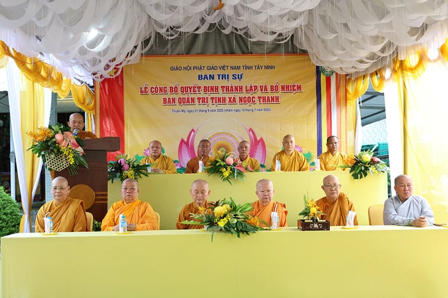 Chư tôn đức chứng minh, tham dự