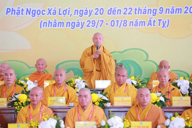 Trưởng lão Hòa thượng Thích Thiện Nhơn ban đạo từ