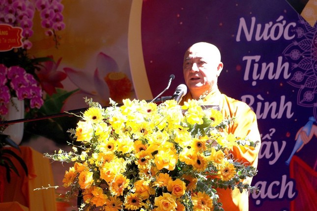 Hòa thượng Thích Huệ Thông phát biểu tại lễ tưởng niệm