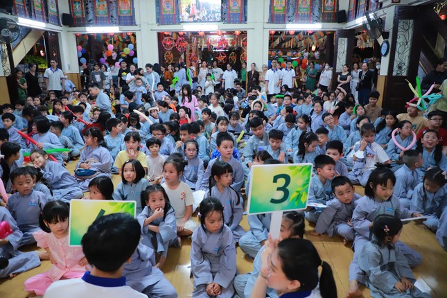 Các bé tham gia khóa tu Gieo hạt từ tâm tại Quan Âm tu viện