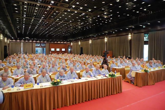 Gần 300 chư Ni tham gia khóa bồi dưỡng