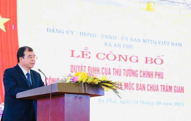 Ông Nguyễn Minh Hùng phát biểu chúc mừng