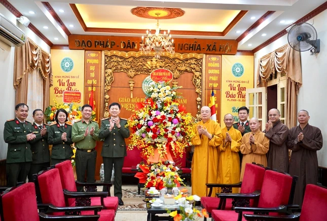 Công an TP.Hà Nội chúc mừng Kỷ niệm 44 năm ngày thành lập GHPGVN