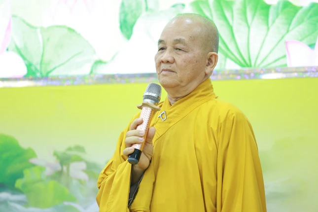 Hòa thượng Thích Minh Thiện ban đạo từ