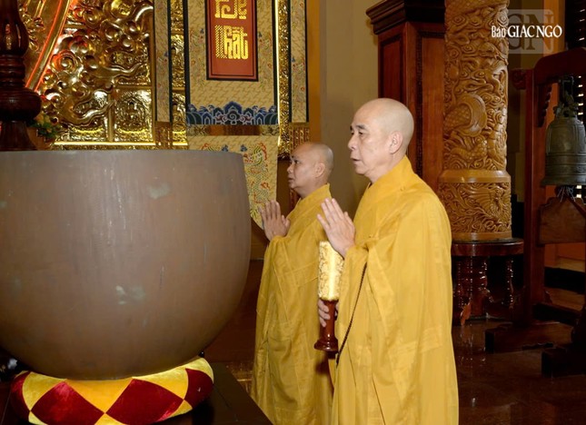 Bố-tát là nghi thức đặc thù của Tăng đoàn