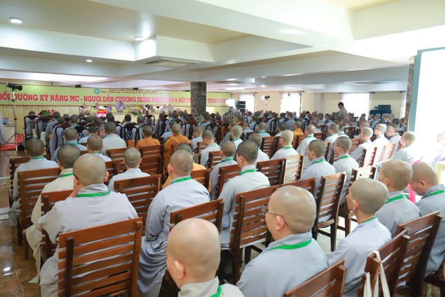 Khóa bồi dưỡng kỹ năng và Hội thi dẫn chương trình Phật giáo cấp trung ương thành tựu